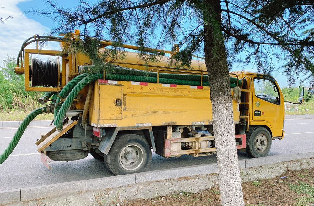 283北门桥清洗抽粪车